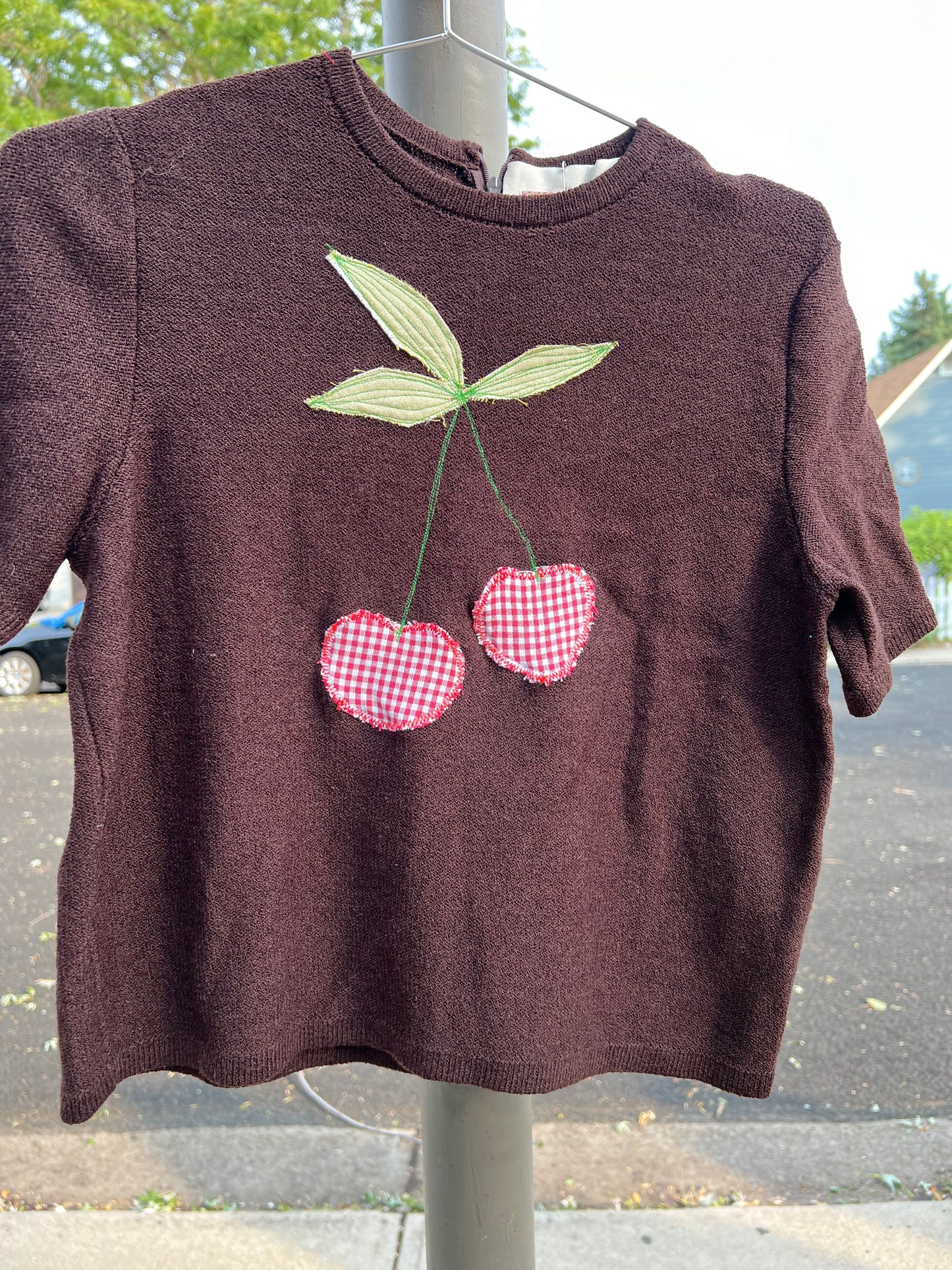 Vintage knit T with cherries!