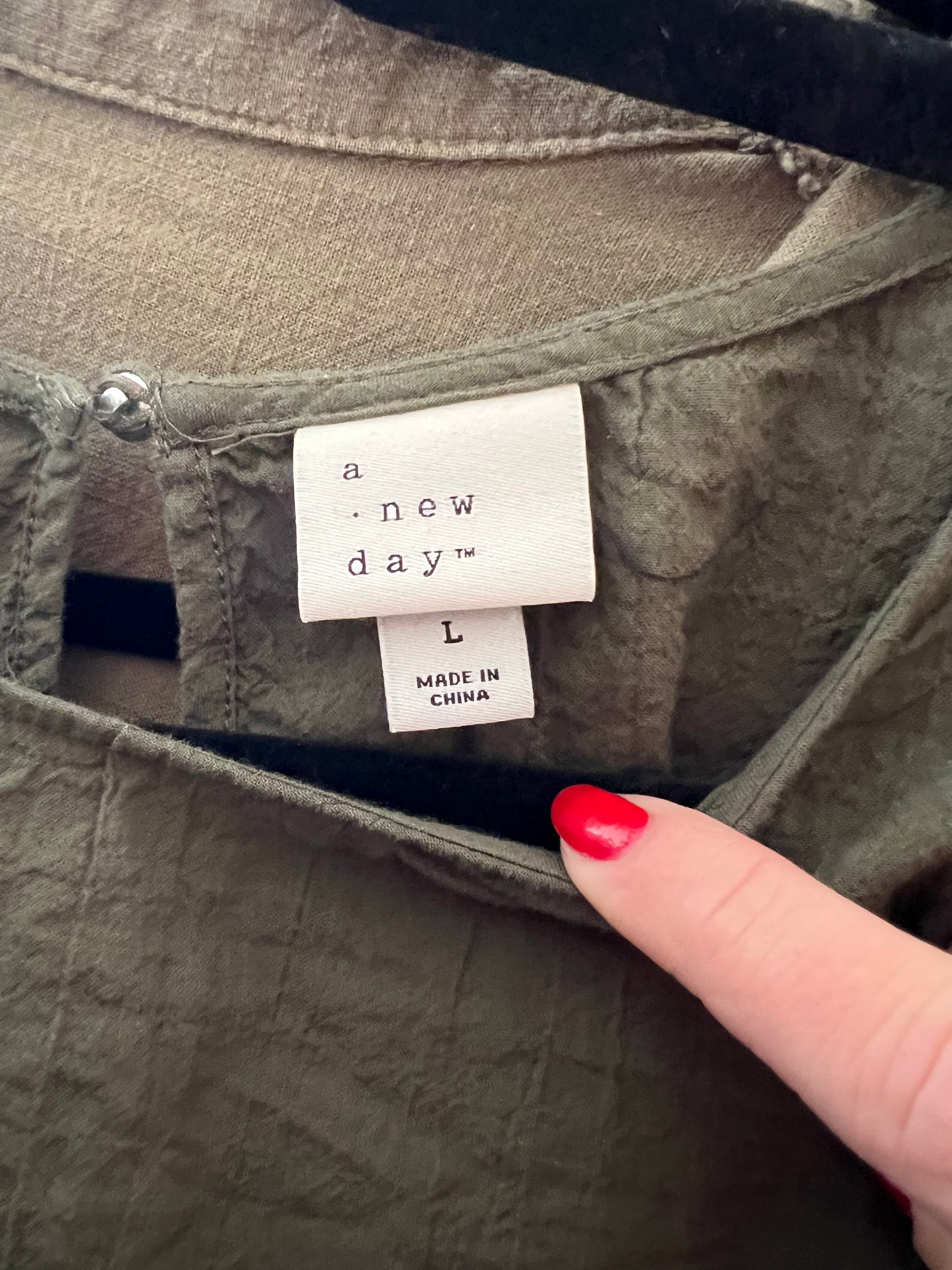 Radish shirt - A New Day- lg