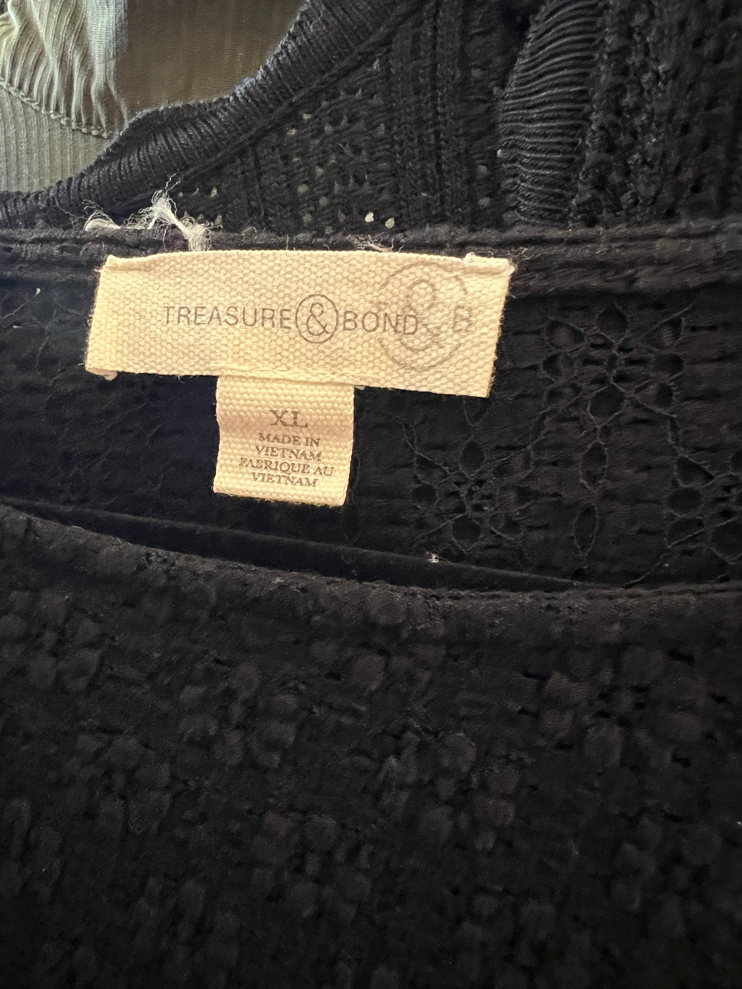 Fruit lace long sleeve- anthro xl