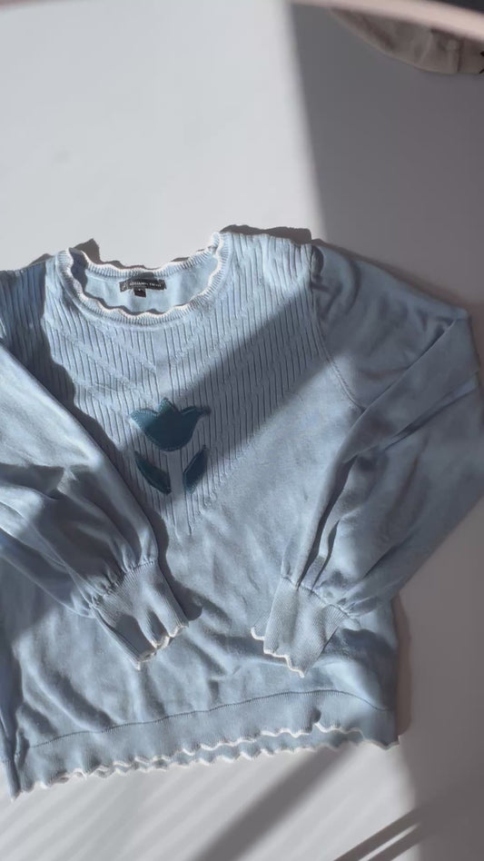 Flower sweater - size small